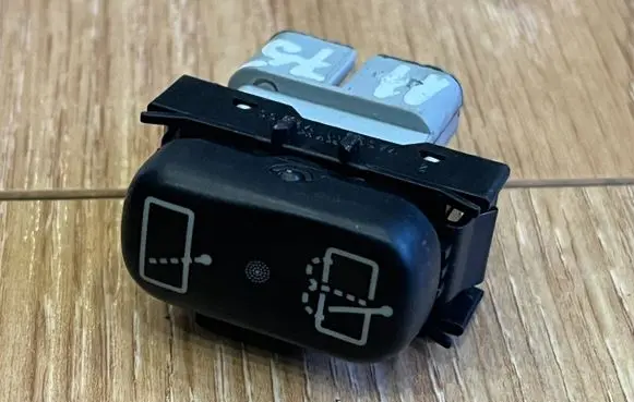 Mercedes-Benz ML W163 Wiper switch 1638203410