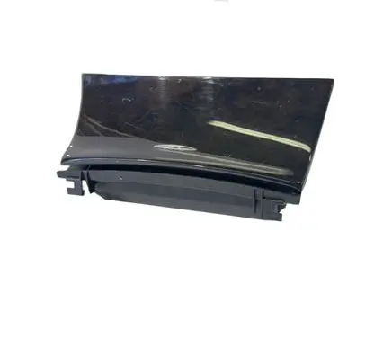 Mercedes-Benz E W211 Car ashtray A2116802852