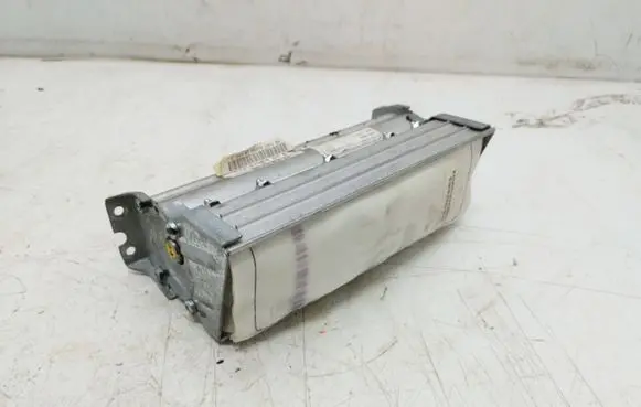 Mercedes-Benz S W220 Passenger airbag 2208601705 MB000701088