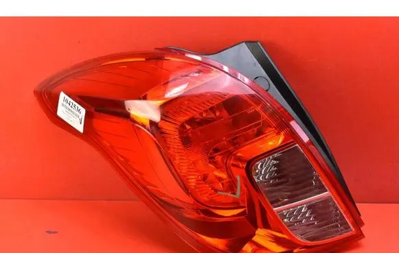 Opel Mokka X Rear/tail lights 42435941