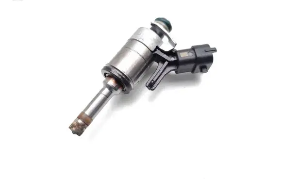 Peugeot 3008 II Fuel injector 9818760580