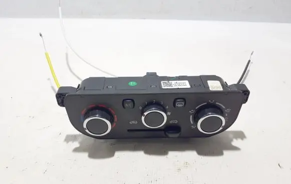 Dacia Spring Air conditioner control unit module 275702920R