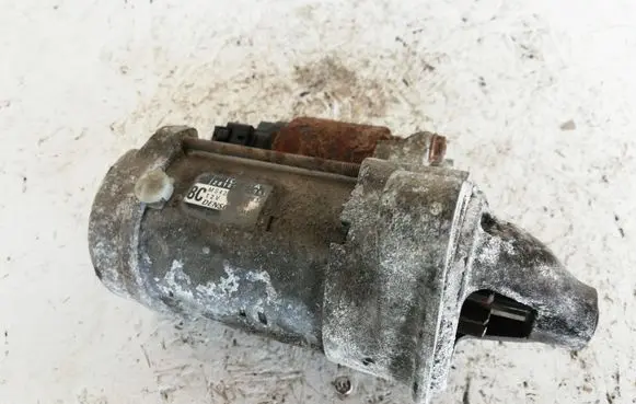 Toyota Avensis T220 Starter motor 281000T060