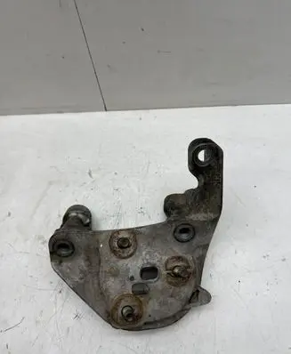 Volvo V40 Engine mounting bracket 30778783