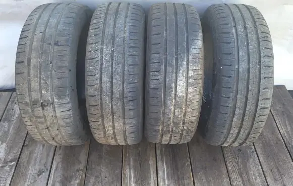 Volkswagen Golf VII R15 summer tire 