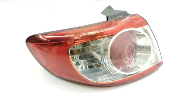 Hyundai Santa Fe Rear/tail lights 924012B5