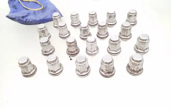 Nuts/bolts