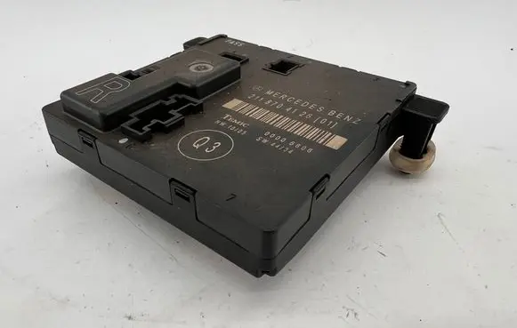 Mercedes-Benz E W211 Door control unit/module 2118704126 00006806