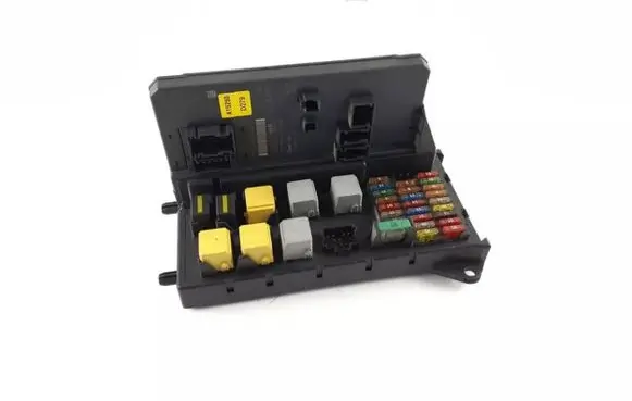 Volkswagen Crafter Fuse module A9069006601 A9069013000 A9069022001
