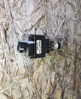 Volvo S70 V70 V70 XC Brake pedal sensor switch 9128577 99W08V 4970