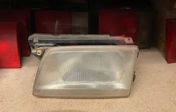 Opel Kadett E Headlight/headlamp 03755748