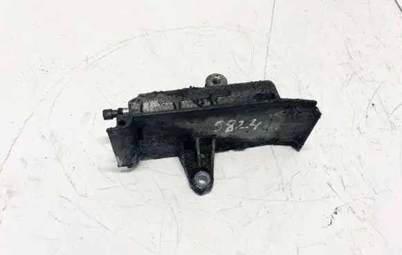 Audi A6 S6 C5 4B Engine mounting bracket