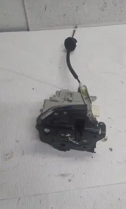 Audi A4 S4 B8 8K Rear door lock 8K0839015C 211213819
