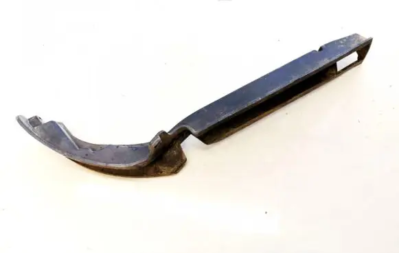 Volkswagen PASSAT B6 Front bumper mounting bracket 3c0807177