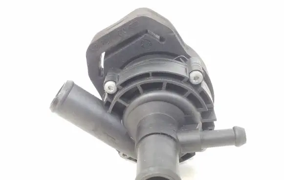 Mercedes-Benz CLS C218 X218 Electric auxiliary coolant/water pump A2118350028