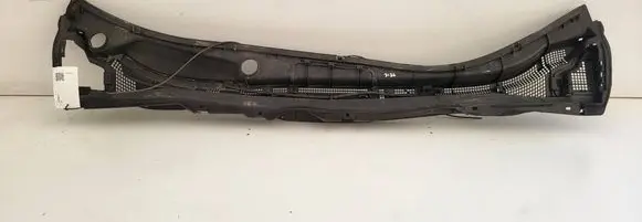 Nissan Leaf I (ZE0) Wiper trim 668623NF0A