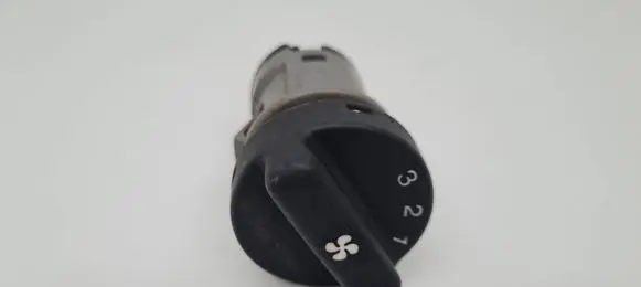 Interior fan control switch