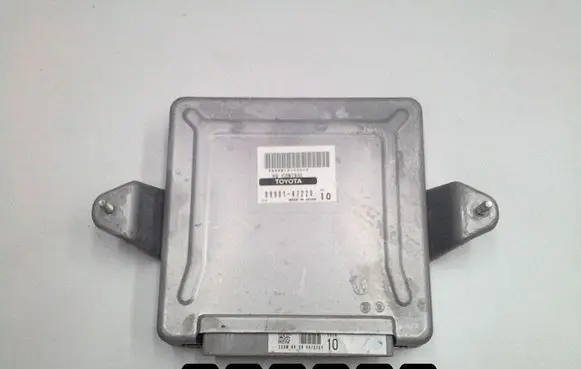 Toyota Prius (XW20) Engine control unit/module 89981-47220