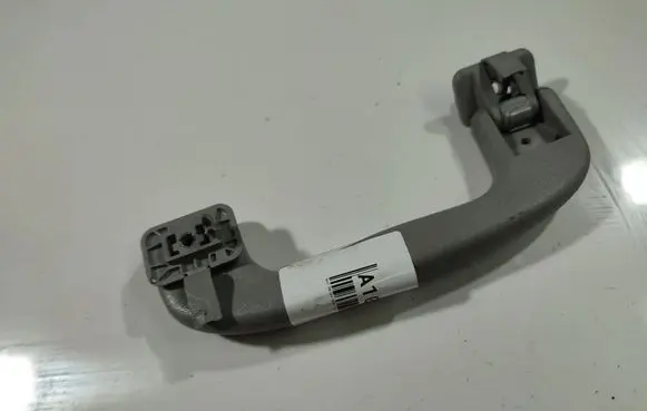 Opel Zafira B Rear interior roof grab handle