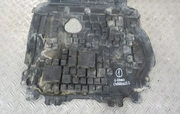 Jeep Grand Cherokee Engine splash shield/under tray 6803702