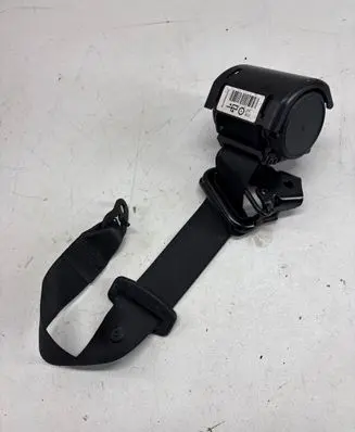 BMW 2 F22 F23 Rear seatbelt 7293267