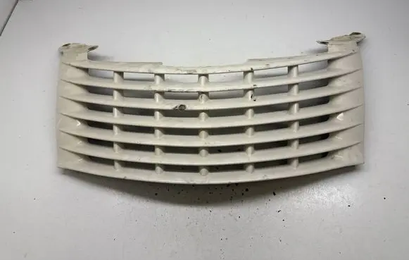 Chrysler PT Cruiser Front grill 27784