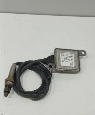 Volkswagen Passat Alltrack Lambda probe sensor 04L907805C 5WK97226 160206009903