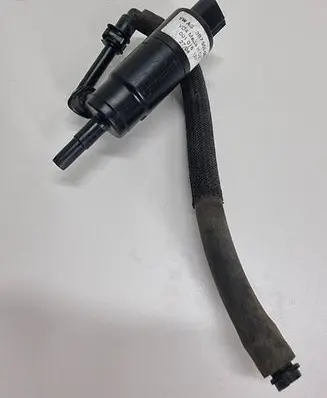 Audi A6 S6 C6 4F Headlight washer pump 3B7955681