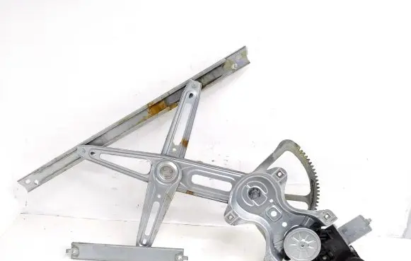 Toyota Hilux (AN120, AN130) Front door window regulator with motor 857200K190