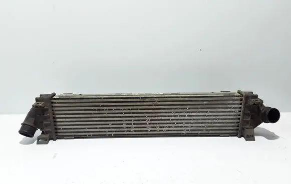 Volvo V70 Intercooler radiator 31338471
