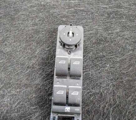 Ford Kuga II Electric window control switch AM5T14A132AA