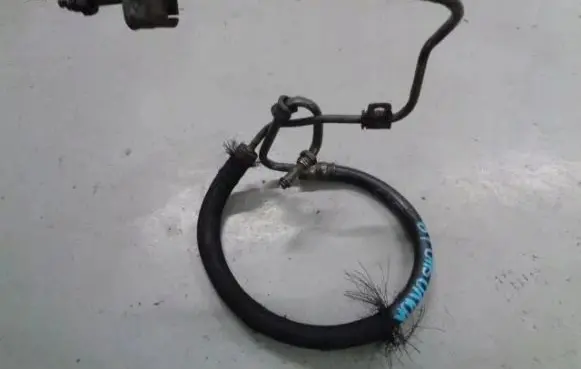 Volvo S40, V40 Power steering hose/pipe/line