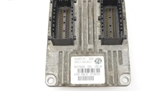 Fiat Grande Punto Engine control unit/module 51793104