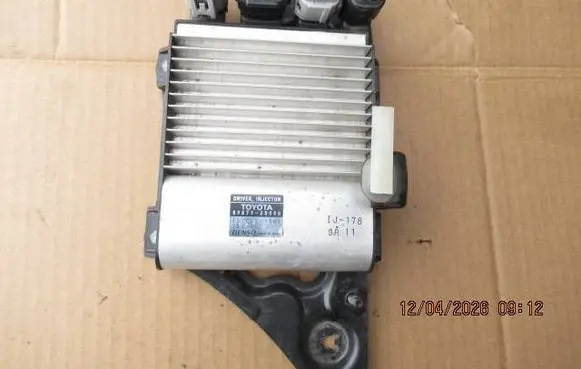 Toyota RAV 4 (XA30) Fuel injection control unit/module 8987120080 1310001568