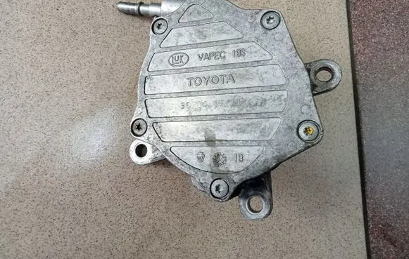 Vacuum pump