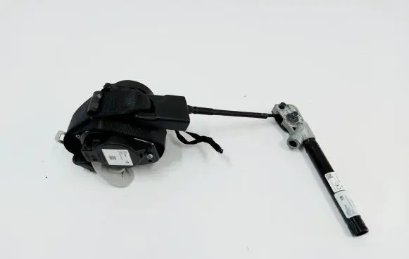 Tesla Model 3 Front seatbelt 1105822-C1-H