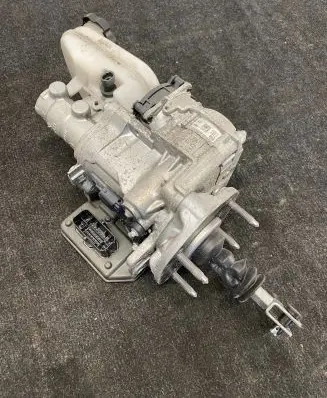 Tesla Model S Master brake cylinder 1037123-00-B