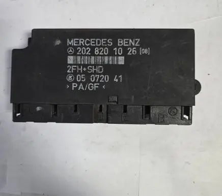 Mercedes-Benz C W203 Comfort/convenience module 2028201026 05072041 202820102608