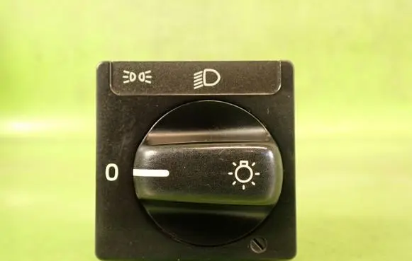 Volvo 850 Headlight wiper switch 9148850