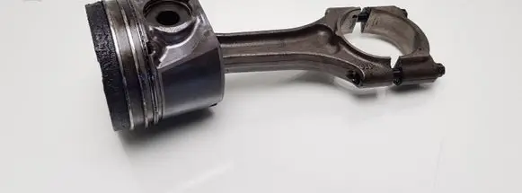 Opel Vectra B Piston 