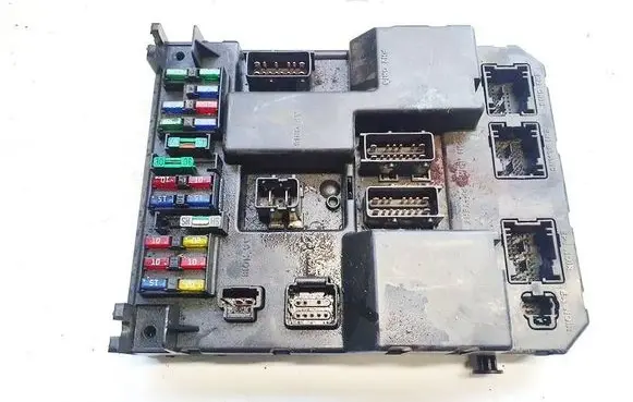 Peugeot 307 Fuse box set 9651197480a 9651196780a