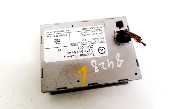 Mercedes-Benz CLS C219 Door control unit/module A2115408445