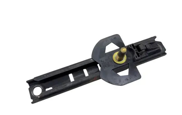 Volkswagen Multivan T4 Seat belt adjustment rail 705857833
