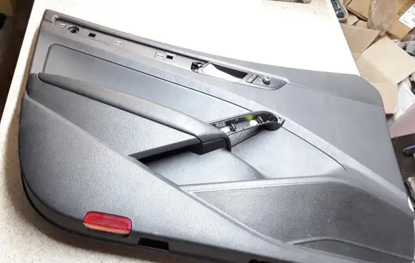 Volkswagen PASSAT B7 USA Front door card panel trim 561867011 5K4959857