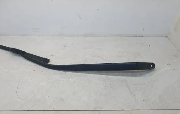 Toyota Auris E180 Front wiper blade arm 2387