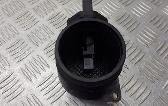 Seat Toledo II (1M) Mass air flow meter 06A906461A