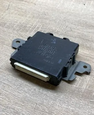 Toyota Prius (XW20) CAS control unit/module 8999047023