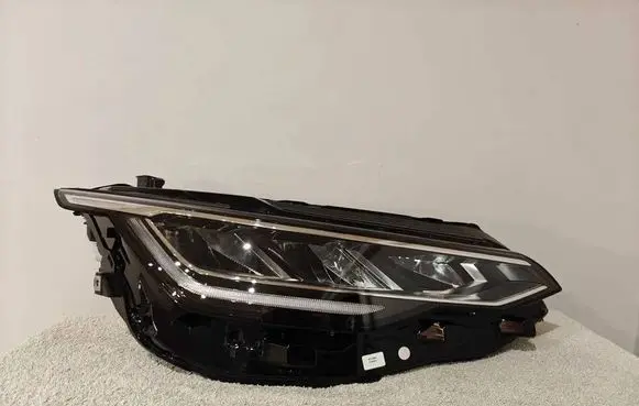 Volkswagen Golf VIII Headlight/headlamp 5H1941006A 89910X439659 L866474