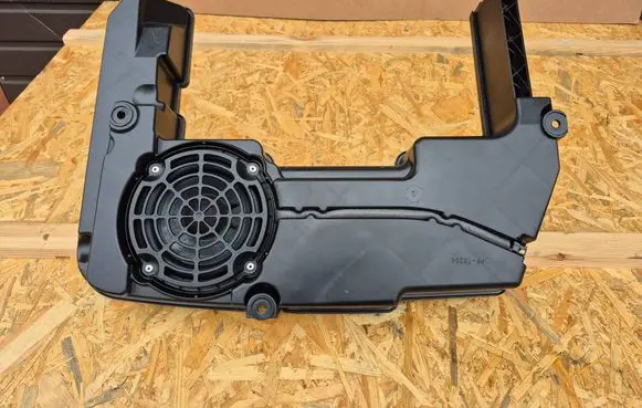Audi A5 8T 8F Subwoofer speaker 8K9035382B D00A3909