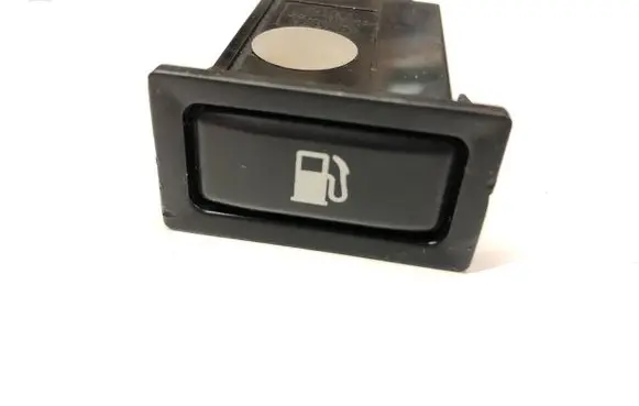 Toyota Avensis T250 Fuel tank opening switch 156795